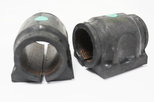 LR018347M - BUSH MOUNTING-ANTI ROLL BAR-FRONT L320 From PR2 MEYLE