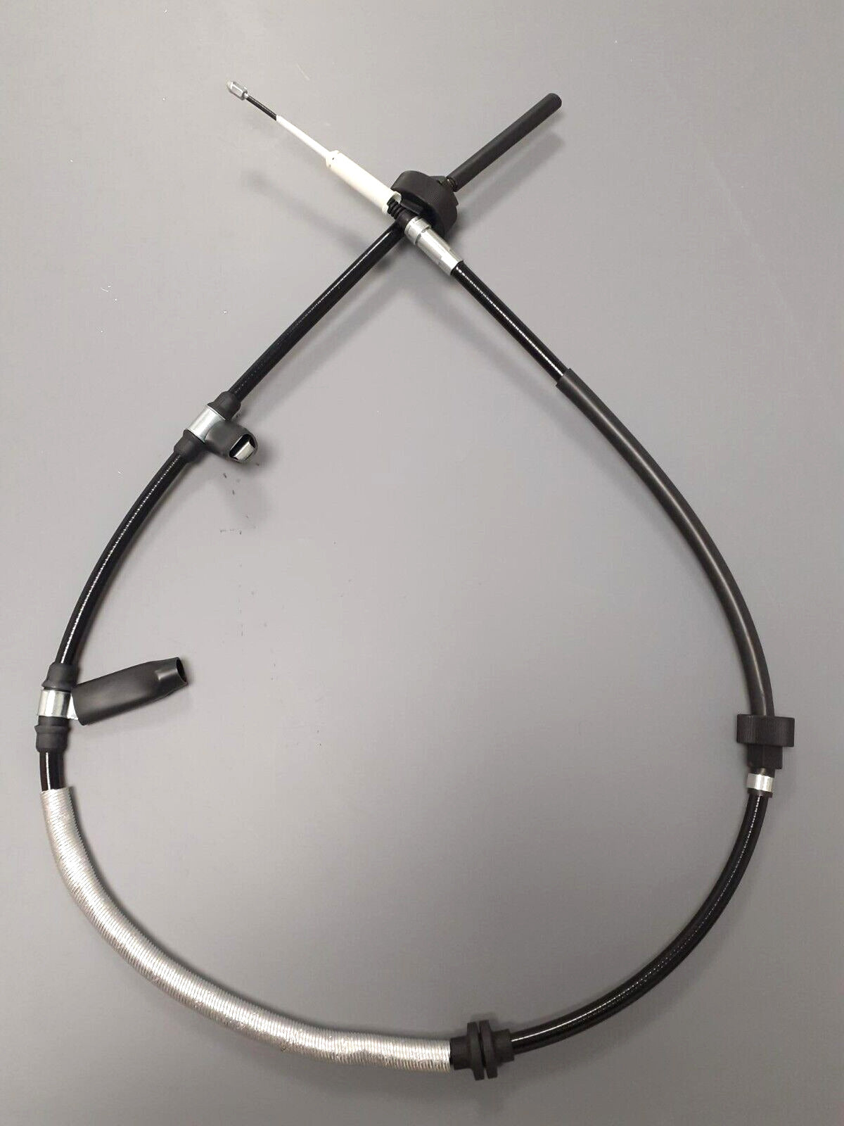 LAND ROVER DISCOVERY 3 & 4 RANGE ROVER SPORT LEFT SIDE HANDBRAKE CABLE LR018470