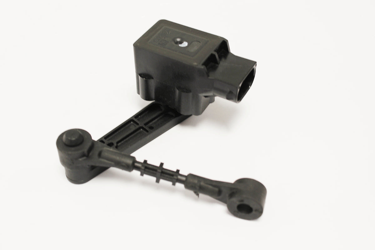 LR019136 - SENSOR ASSY From PR2 ALLMAKES