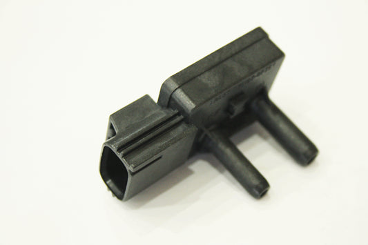 LR023134A - SENSOR-EXHAUST GAS PRESSURE-DPF 4.4D L322 From PR2 AUTOTEC