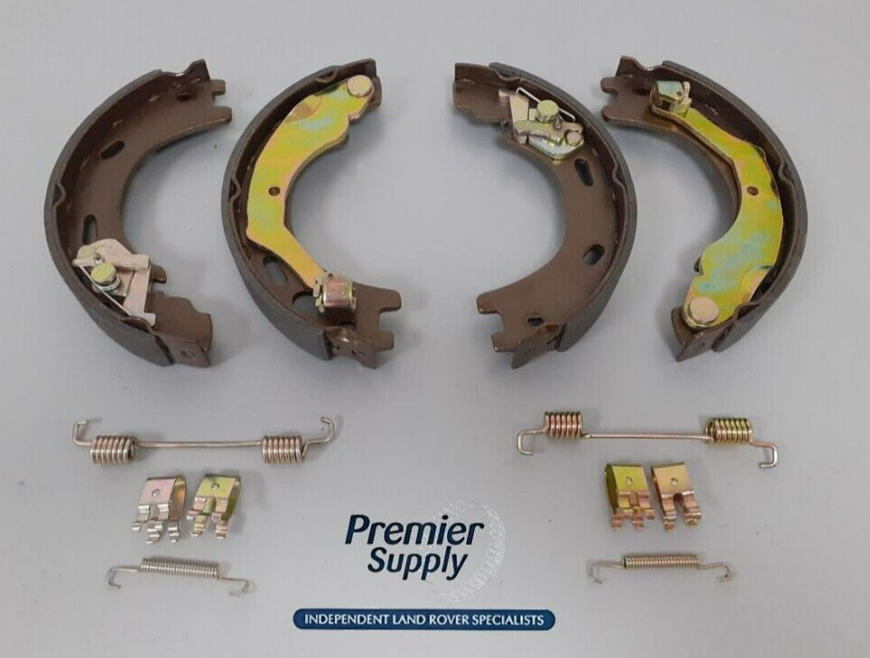 LAND ROVER DISCOVERY 3 & 4 RANGE ROVER SPORT L320 HANDBRAKE SHOE SET LR031947