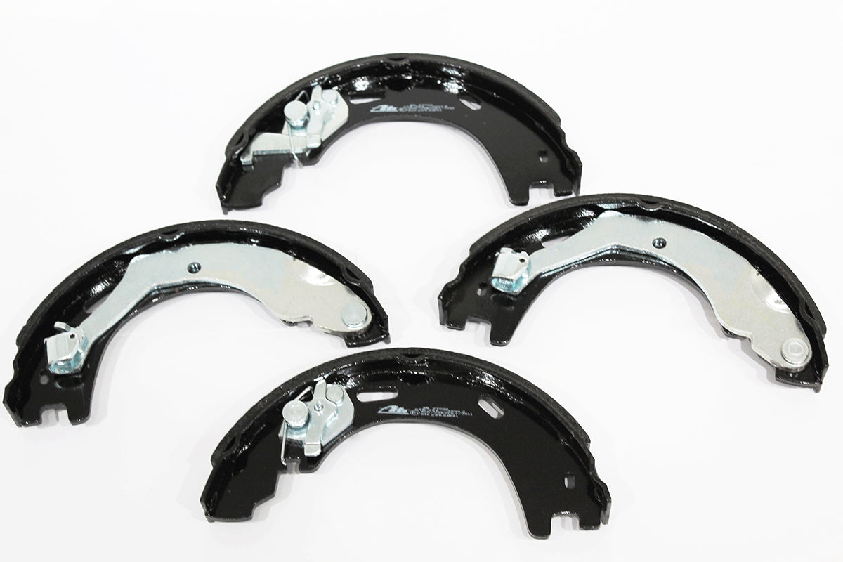 LR031947A - BRAKE SHOE SET-REAR L320;L462 From PR2 ATE
