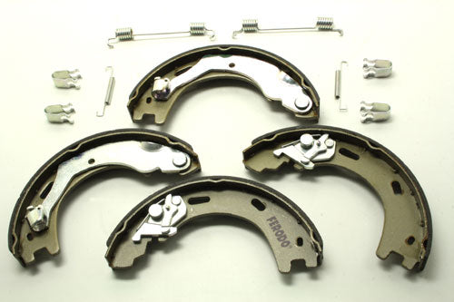 LR031947F - BRAKE SHOE SET - AXLE SET - ONE PAIR PER SIDE - Suitable for Discovery 3, Discovery 4, Range Rover Sport 05-09 & Range Rover Sport 10-13 From PR2 FERODO