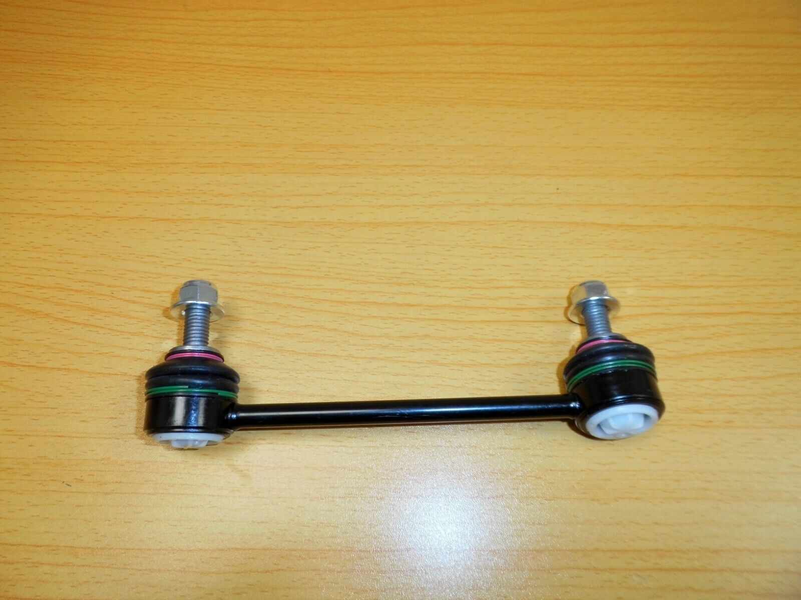 LAND ROVER DISCOVERY SPORT REAR LH ANTI ROLL BAR LINK LR061272