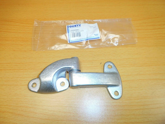 LAND ROVER DEFENDER REAR SAFARI DOOR UPPER HINGE LR082984