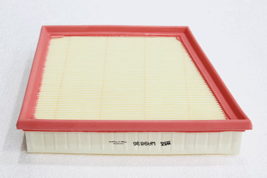 LR092246W - FILTER-AIR RH 3.0SC 3.0D From PR2 WIX