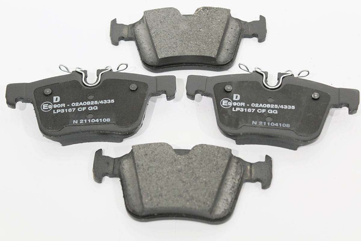 LR123595G - KIT BRAKE LINING From BRITPARTXS