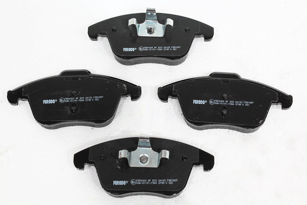 LR134692F - BRAKE PAD SET FOR FRONT BRAKES - VENTED DISCS - Suitable for Freelander 2 From FERODO