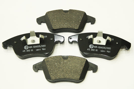LR134693A - BRAKE PAD SET-FRONT (16INCH) L538 From PR2 ATE