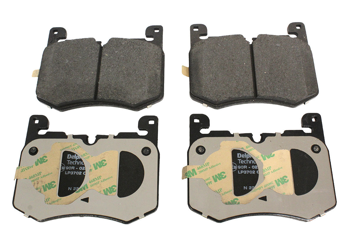 LR134709 - BRAKE PAD SET-FRONT (20INCH)(+SVR) From DELPHI