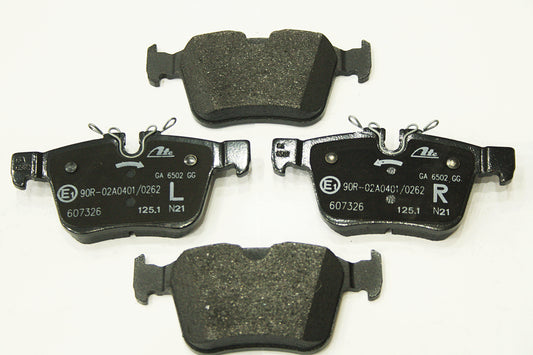 LR160458A - BRAKE PAD SET-REAR L550 From ATE
