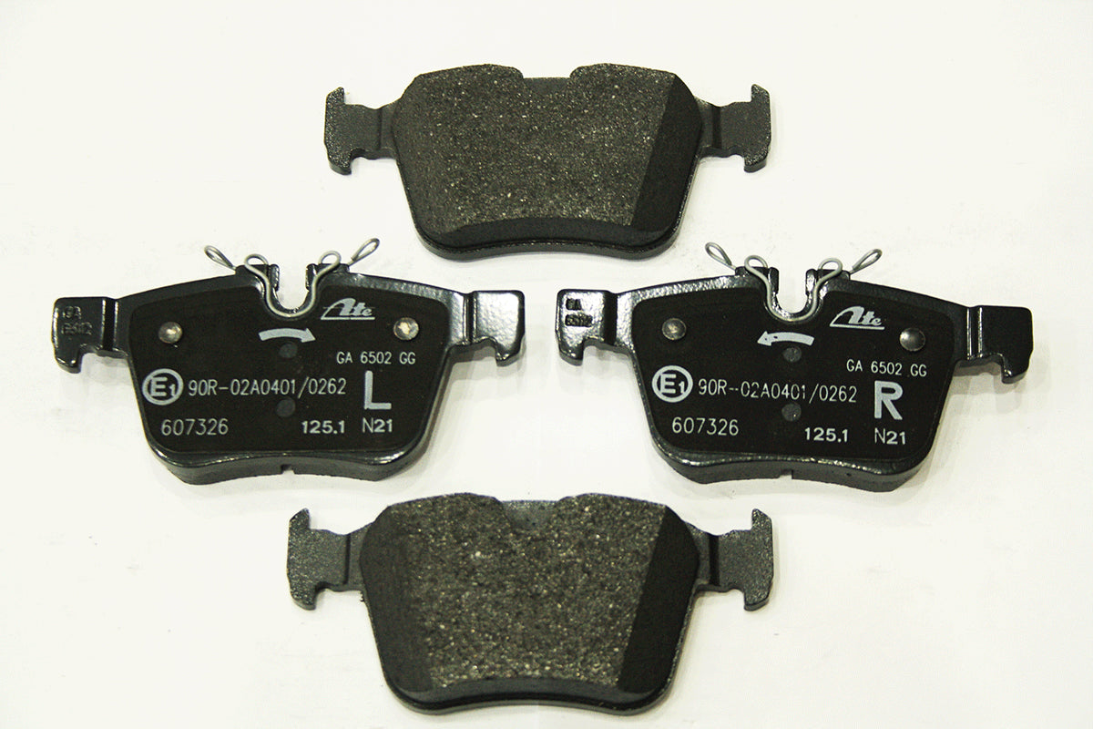 LR160504A - BRAKE PAD SET-REAR L550;L551 From PR2 ATE