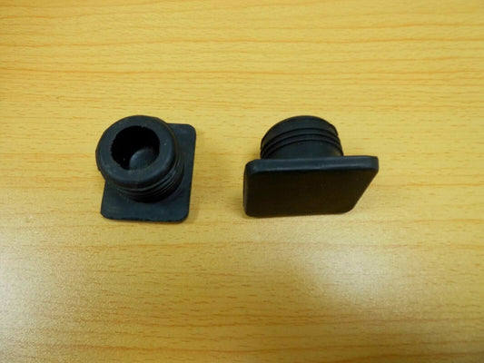 2x LAND ROVER DEFENDER FRONT CHASSIS LEG JACKING POINT RUBBER PLUG COVER NRC6935