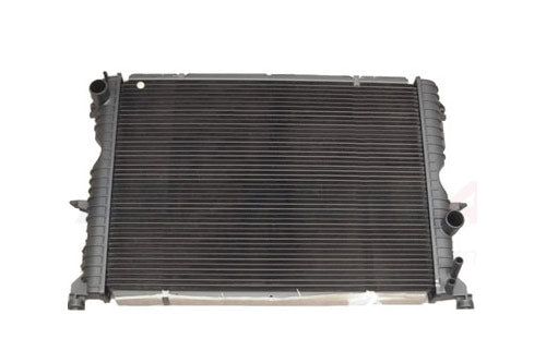 PCC001070 - RADIATOR ASSEMBLY - TD5 - Suitable for Discovery 2 From ALLMAKES