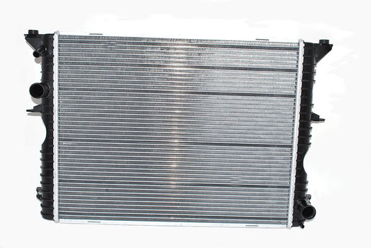 PDK000100G - RADIATOR ASSEMBLY - TD5 - WITH VALVE - Suitable for Defender 1983-2006 From PR2 NISSENS