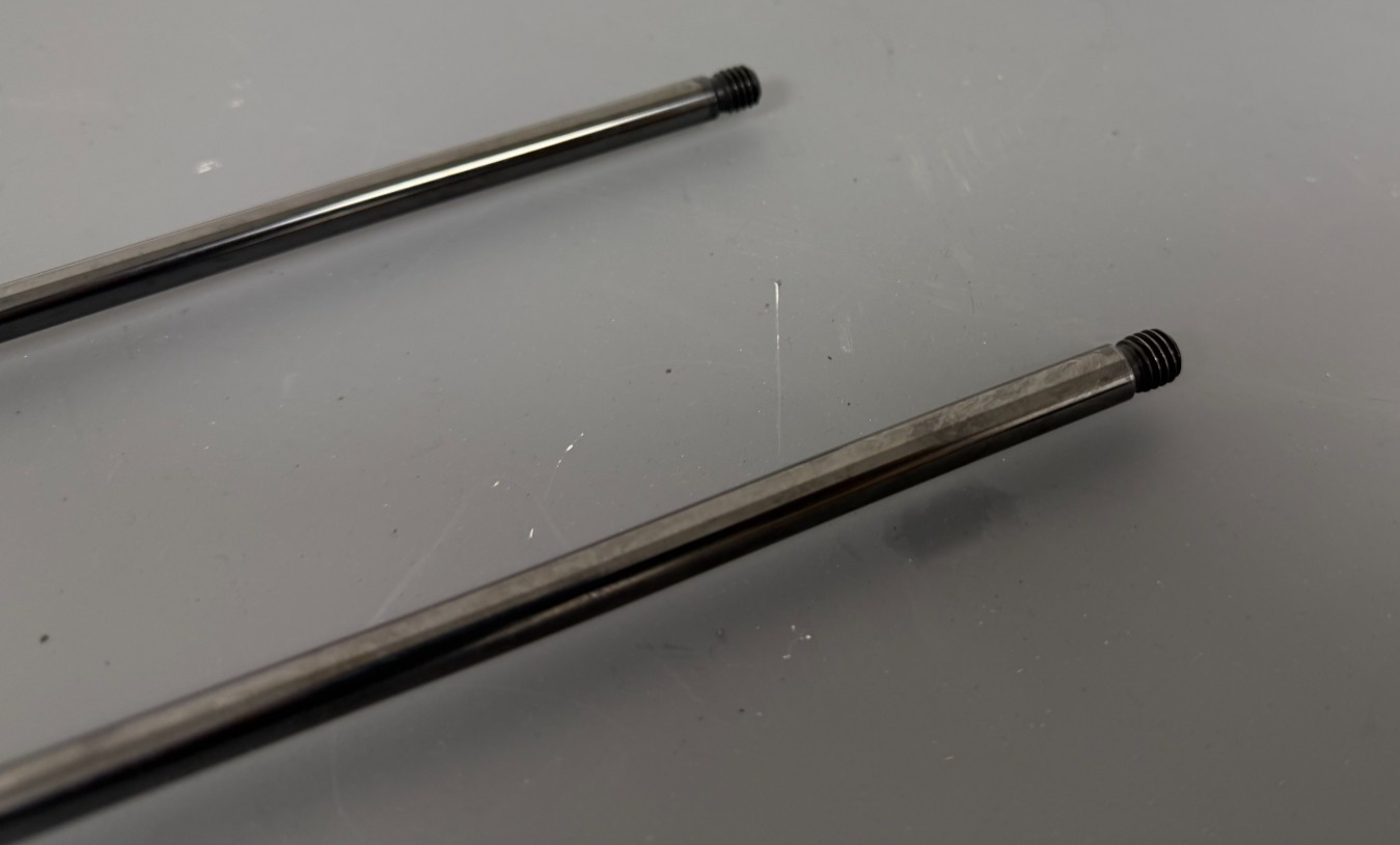2 X RANGE ROVER CLASSIC REAR UPPER TAILGATE STRUTS 392916