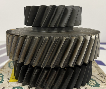 GENUINE NOS LAND ROVER DEFENDER TRANSFER BOX INTERMEDIATE SHAFT GEAR FRC9462