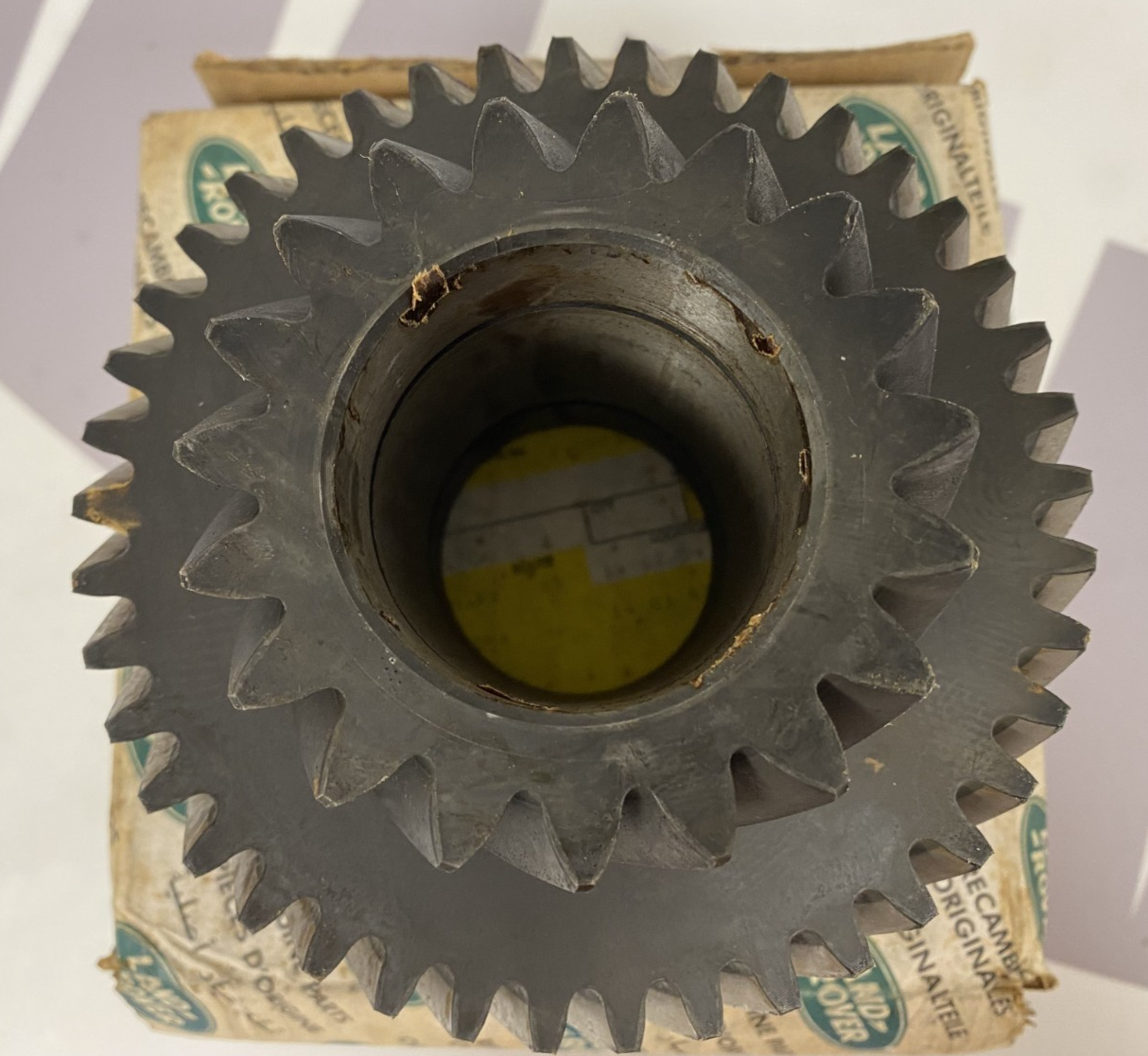 GENUINE NOS LAND ROVER DEFENDER TRANSFER BOX INTERMEDIATE SHAFT GEAR FRC9462