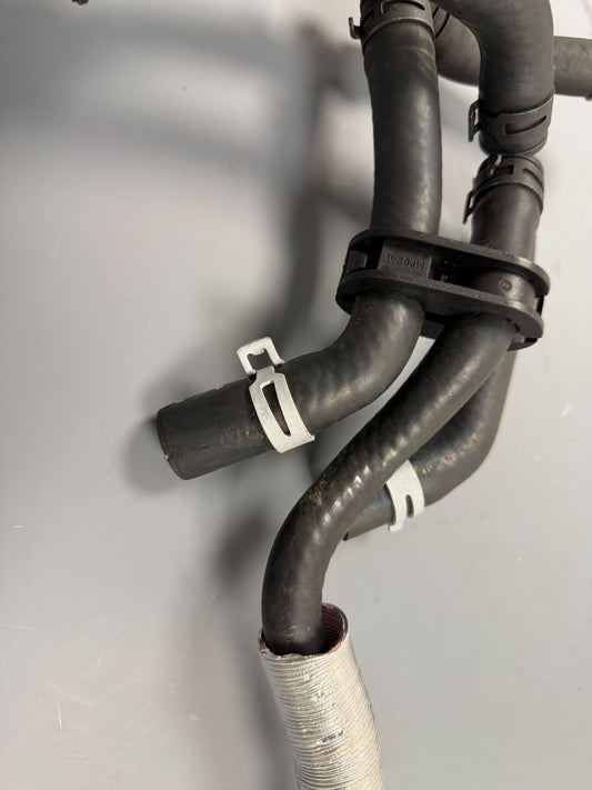 GENUINE 2.0 DIESEL LAND ROVER FREELANDER FUEL HEATER TO HEATER HOSE JHB000160