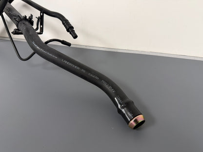 GENUINE NOS LAND ROVER DISCOVERY 3 RR SPORT FUEL FILLER PIPE  WMJ500161