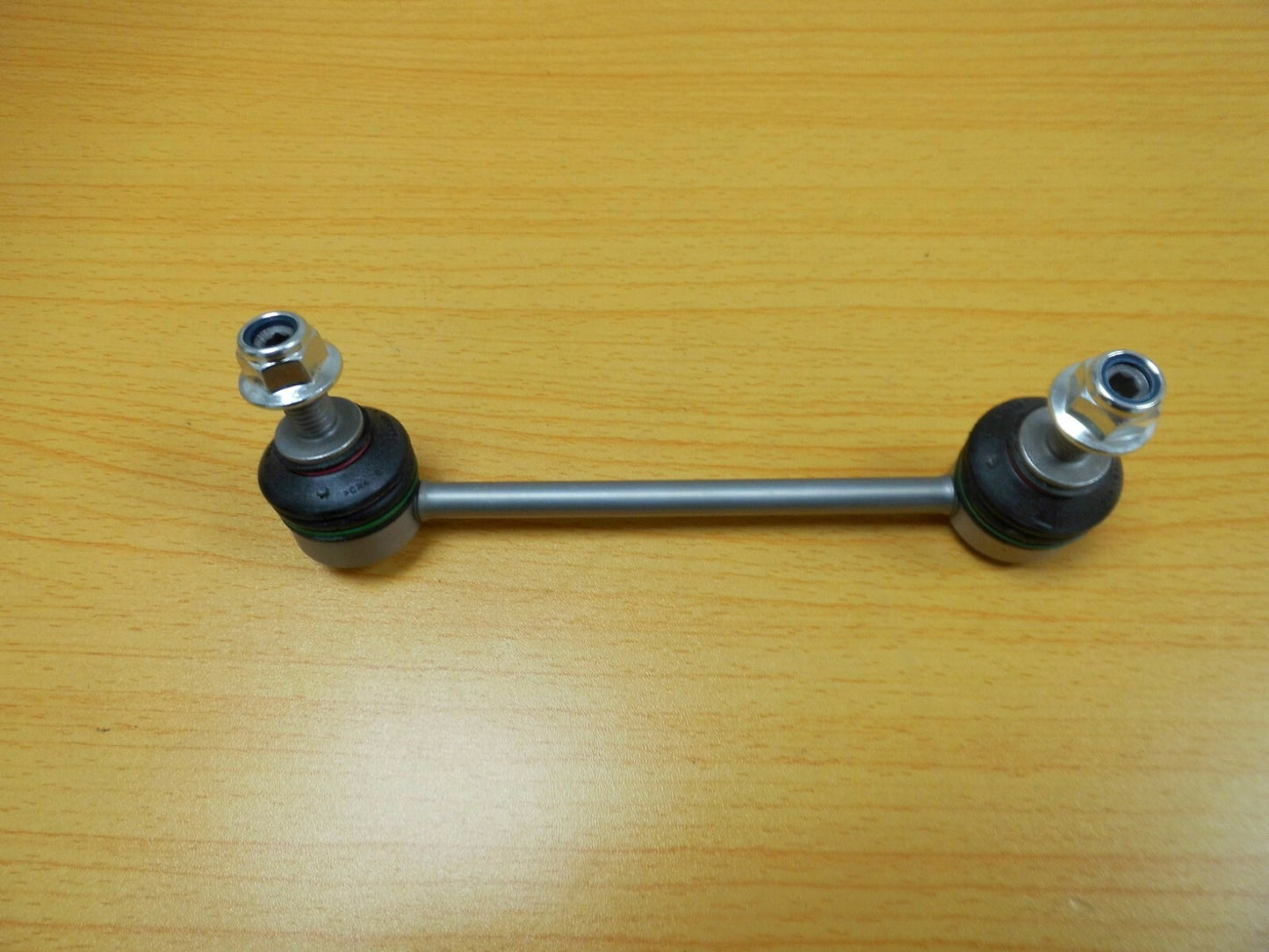 LAND ROVER DISCOVERY SPORT REAR RH ANTI ROLL BAR LINK LR061271