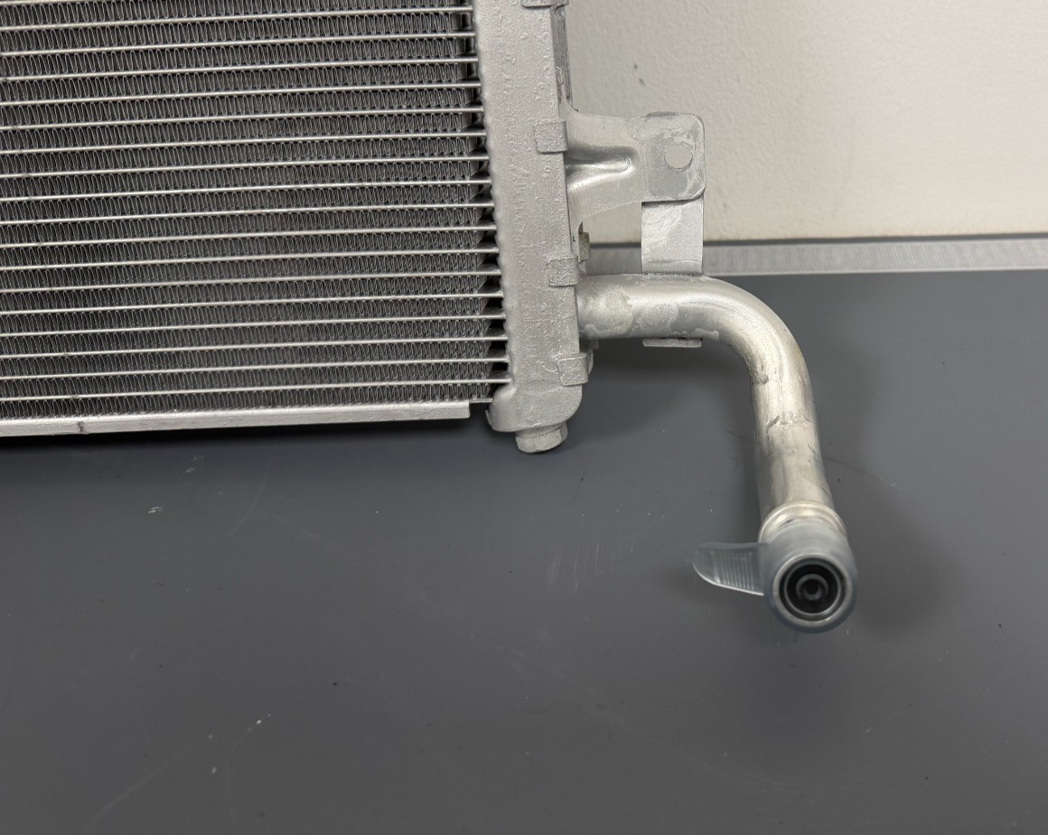 LAND ROVER DISCOVERY SPORT,RR EVOQUE WATER CHARGE AIR COOLER RADIATOR LR117684