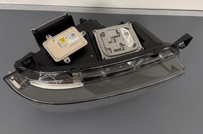 GENUINE RANGE ROVER FRONT LEFT RHD HEADLAMP ADAPTIVE BI XENON LR026159