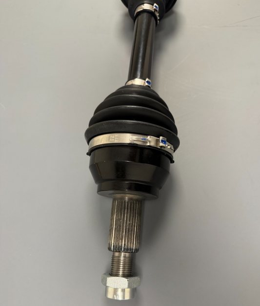 LAND ROVER DISCOVERY SPORT,EVOQUE FRONT RIGHT DRIVESHAFT LR180091