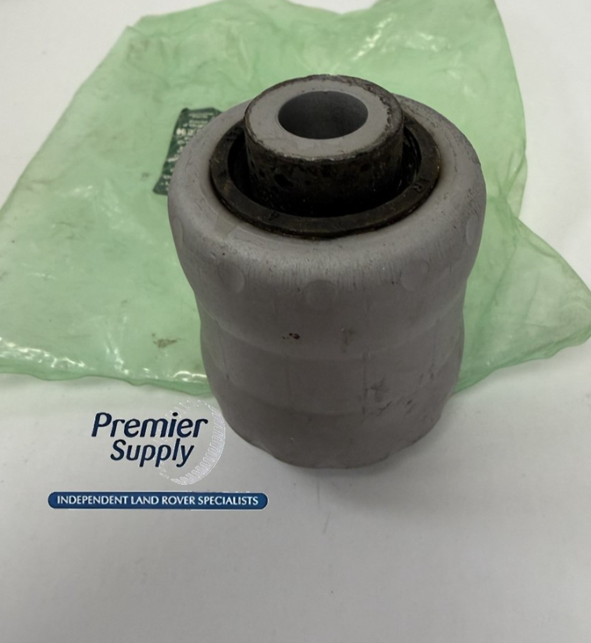 RANGE ROVER L322 REAR LOWER CONTROL SUSPENSION ARM BUSH RGX000071