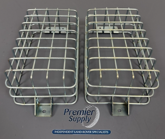 2x LAND ROVER REAR LIGHT GUARDS RRC2967