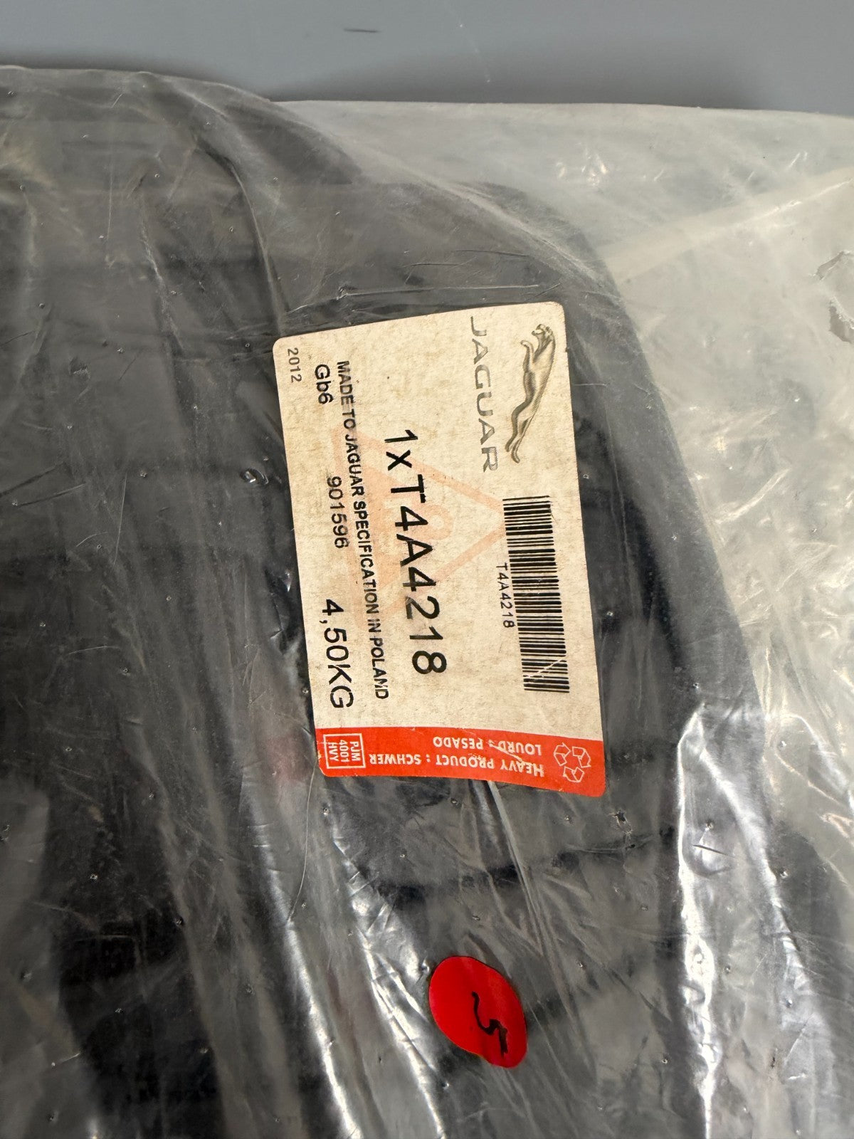 GENUINE JAGUAR F-PACE LOADSPACE RUBBER MAT EXTENSION T4A4218