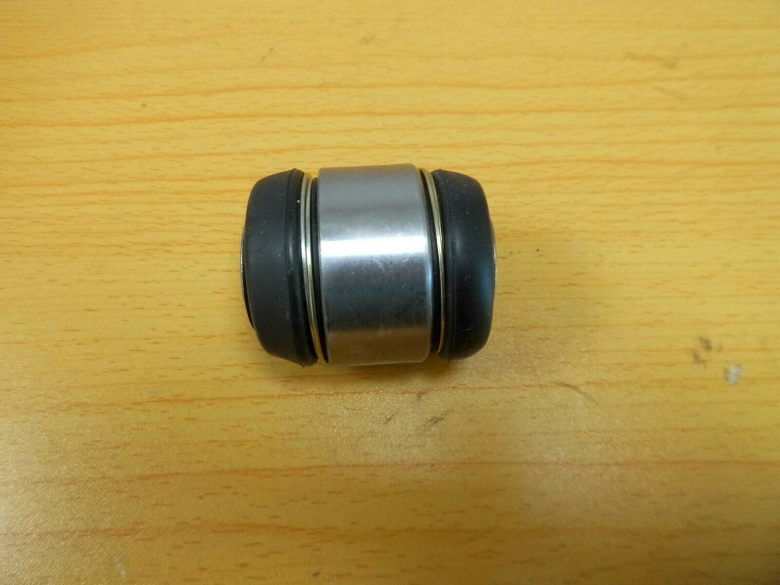RANGE ROVER L322 UPPER BUSH FOR REAR HUB KNUCKLE RHF000260