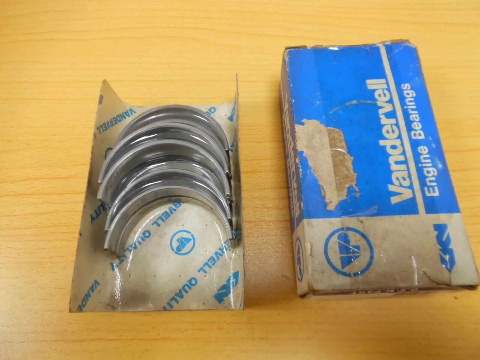 NOS LAND ROVER SERIES 2A, 3  2.25L 3 BEARING CRANKSHAFT MAIN BEARING SET RTC1729