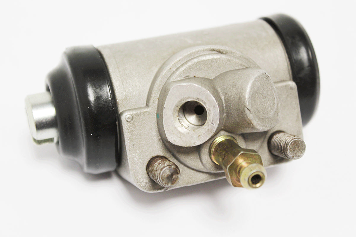 RTC3626 - WHEEL CYLINDER - REAR - RH - Suitable for Defender 110 83-06, Defender 130 83-06 From ALLMAKES