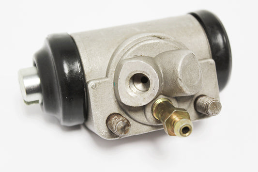 RTC3626 - WHEEL CYLINDER - REAR - RH - Suitable for Defender 110 83-06, Defender 130 83-06 From ALLMAKES