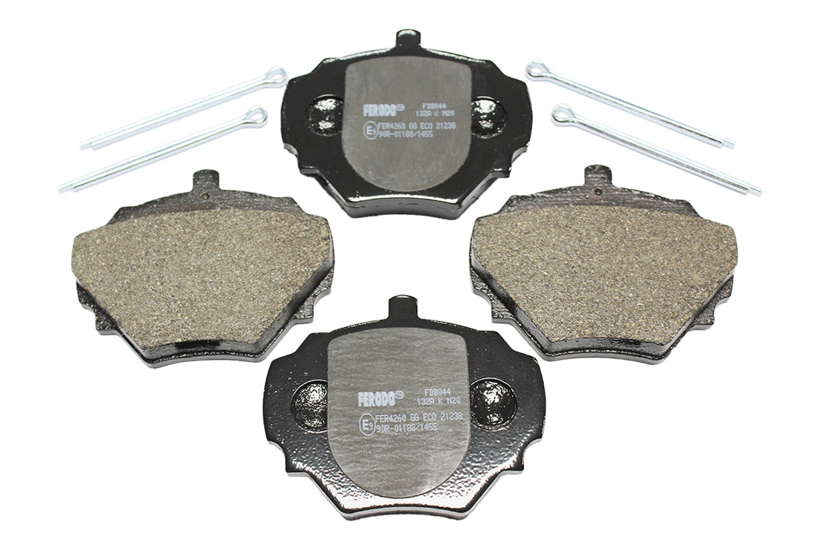 SFP500190F - BRAKE PAD SET FOR REAR BRAKES - Suitable for Defender 90 83-06, Defender 90 2007 Onwards & Discovery 1 From PR2 FERODO