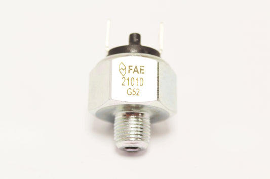 STC1689A - BRAKE LIGHT SWITCH From PR2 AUTOTEC
