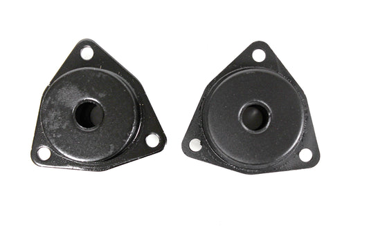 STC618G - MOUNTING - BOTTOM LINK - REAR - PAIR - CHANGE BOTH SIDES - Suitable for Discovery 1, All Defenders & Range Rover Classic From PR2 ALLMAKES