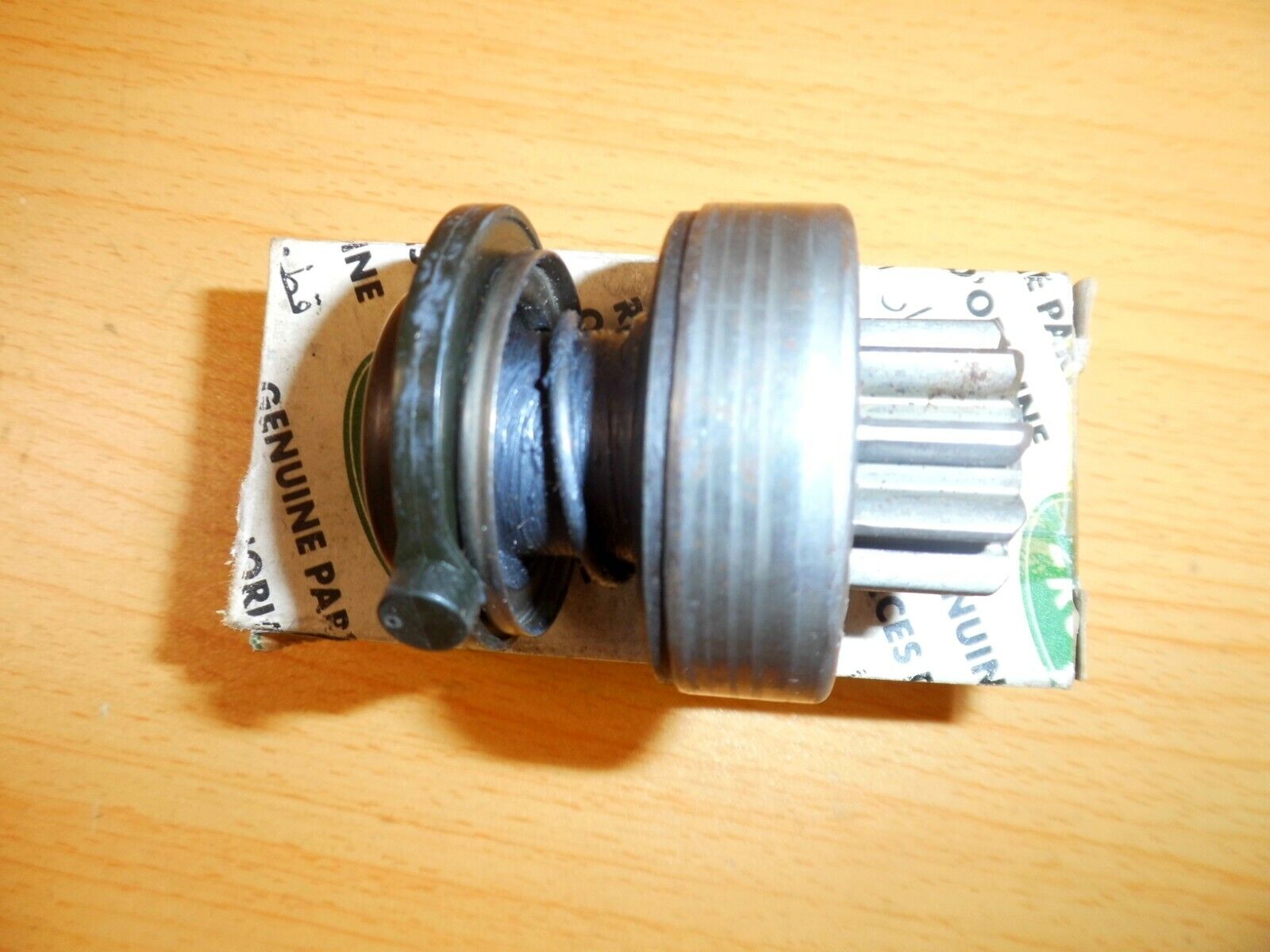 GENUINE LAND ROVER  DISCOVERY 1 -  DRIVE ASSEMBLY STARTER MOTOR STC854