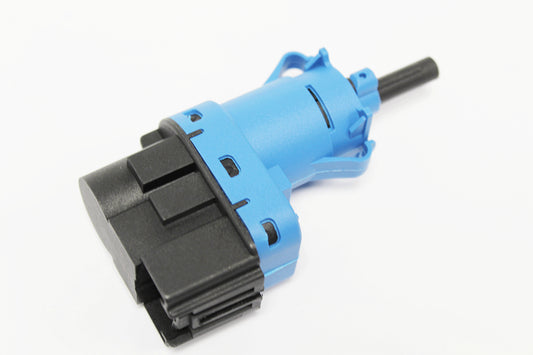 T2H8456-R - SWITCH-BRAKE/STOPLAMP X152/X260/X760 From PR2 AUTOTEC