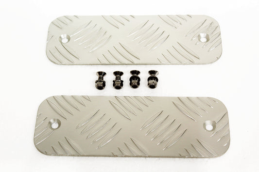 TF8202 - Silver bumper chequer plates for Defenders