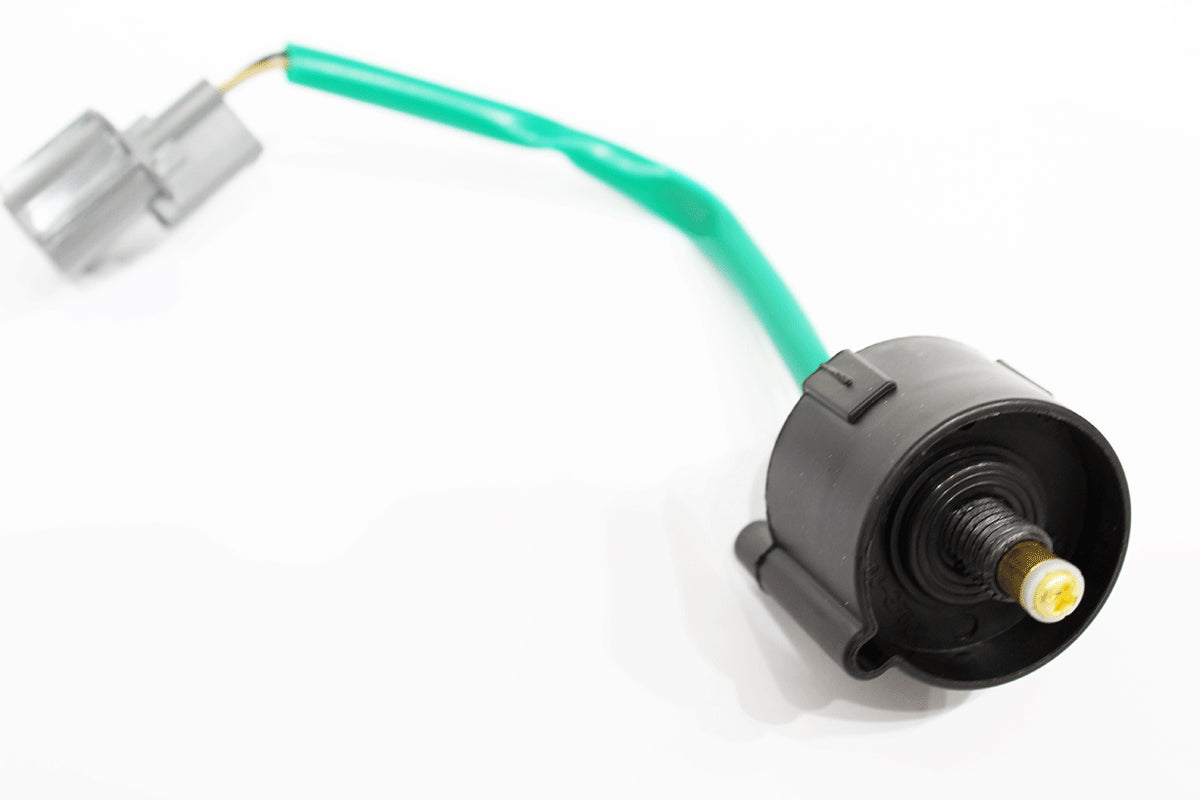 WKW500060 - SENSOR - WATER - FUEL SYSTEM - TD5 DIESEL ONLY - Suitable for Defender 1983-2006 From PR2 ALLMAKES
