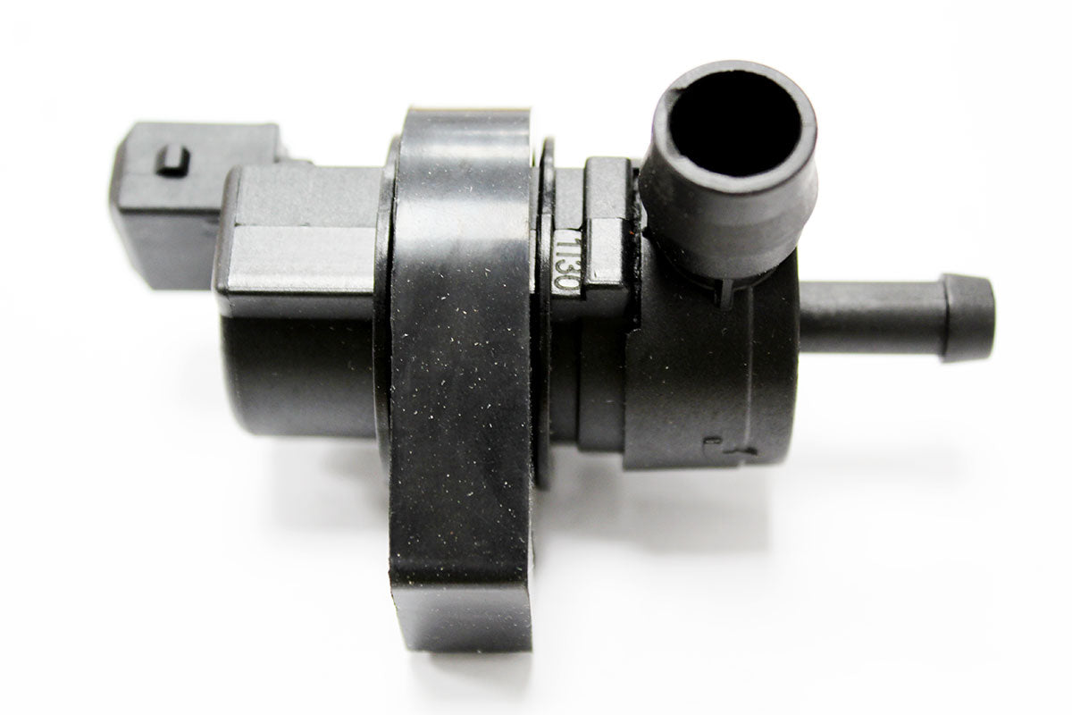 WTV000040G - VALVE-FUEL VAPOUR 4.4L M62 L322 From PR2 ALLMAKES OE