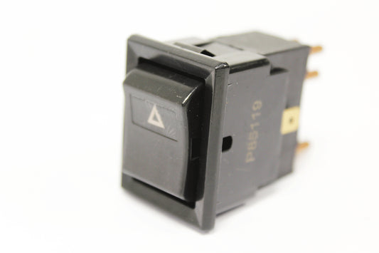 YUF101490G - SWITCH HAZARD From PR2 LUCAS